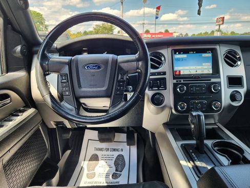 Used 2016 Ford Expedition EL XLT w/ Equipment Group 202A AWD/4WD image 22