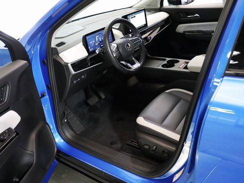 Used 2025 Honda Prologue Touring image 14