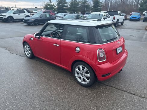 Used 2010 MINI Cooper S image 4