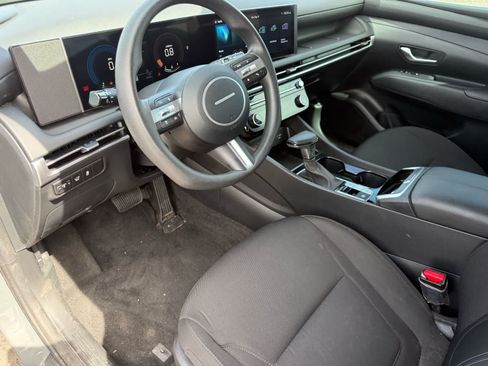 Used 2026 Hyundai Tucson SEL Plus FWD image 14