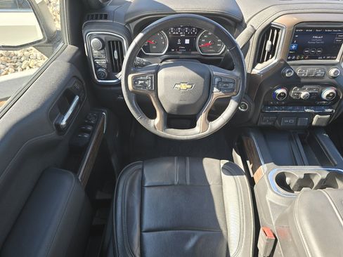 Used 2019 Chevrolet Silverado 1500 High Country w/ Technology Package image 40
