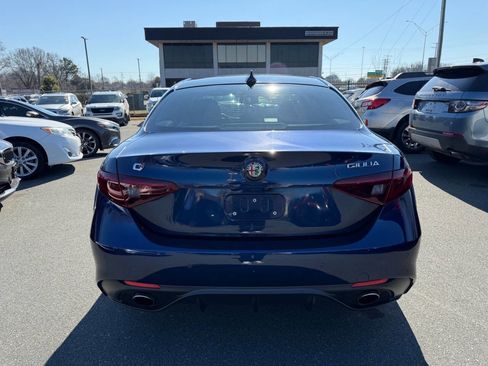 Used 2018 Alfa Romeo Giulia Ti Sport w/ Quick Order Package 22S Sport image 5