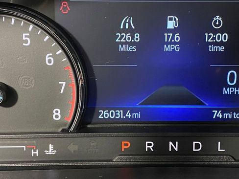 Used 2022 Ford Explorer XLT w/ Equipment Group 202A image 19