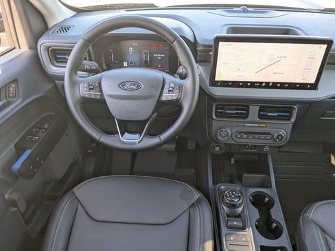 New 2025 Ford Maverick Lobo image 23