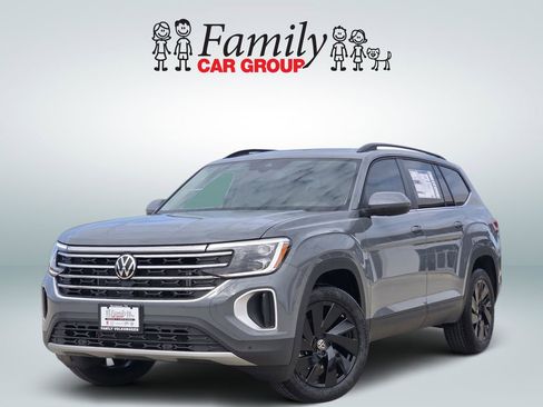 New 2026 Volkswagen Atlas SE FWD image 1