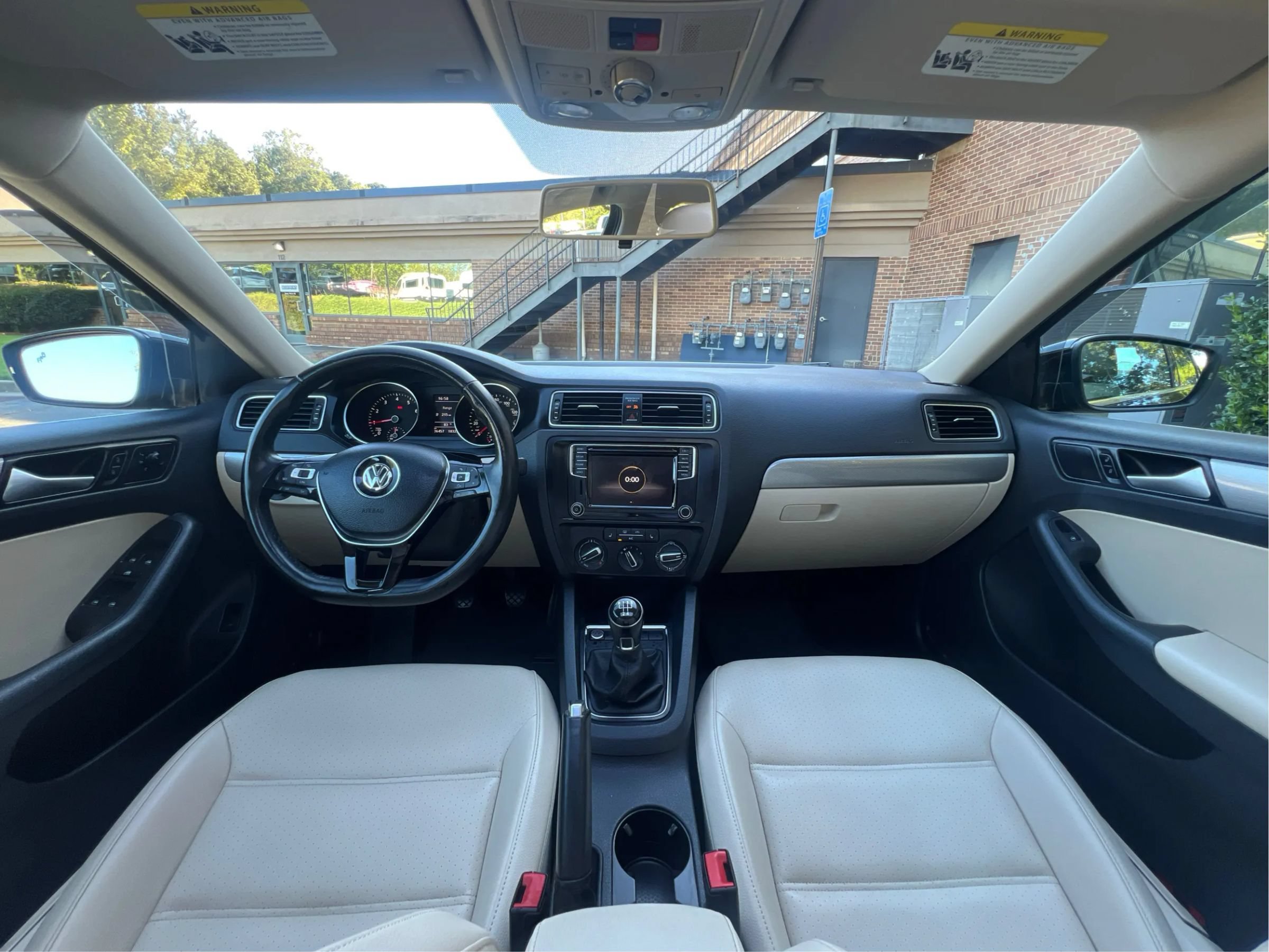 Used 2017 Volkswagen Jetta SE FWD image 28