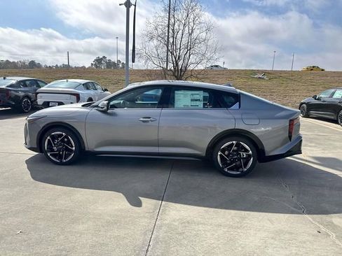 New 2026 Kia K4 GT-Line image 5