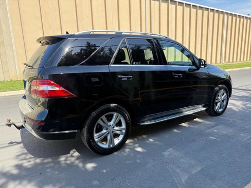 Used 2014 Mercedes-Benz ML 350 ML 350 4MATIC AWD 4dr SUV image 18