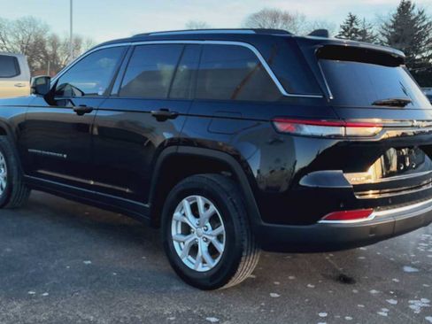 Used 2023 Jeep Grand Cherokee Limited image 4