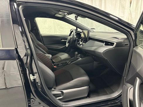 Used 2025 Toyota Corolla SE FWD image 58