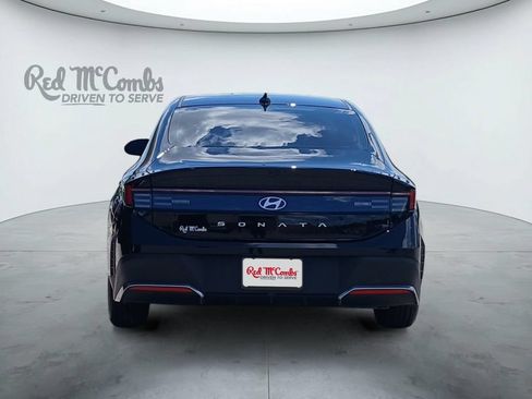 Used 2026 Hyundai Sonata SE FWD image 4