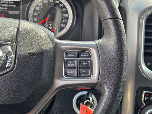 Used 2024 RAM 1500 Classic SLT AWD/4WD image 31