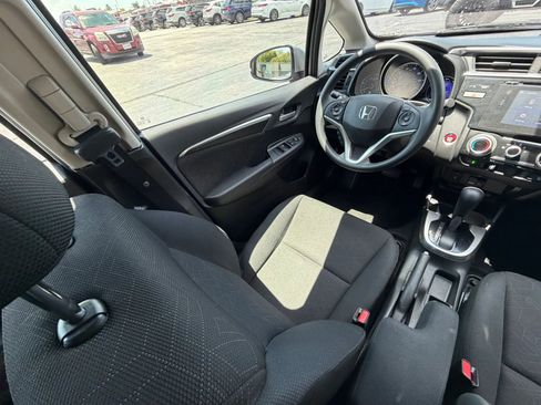 Used 2015 Honda Fit EX image 39