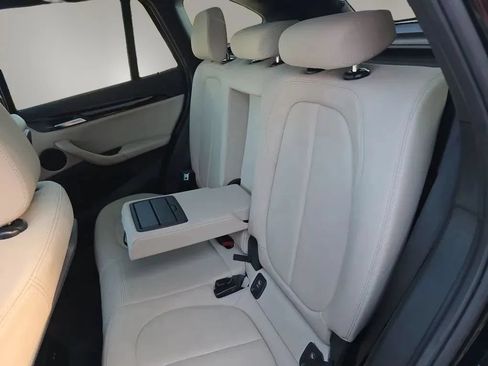 Used 2019 BMW X1 sDrive28i w/ Convenience Package FWD image 42