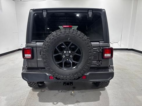 Used 2025 Jeep Wrangler Unlimited Sport AWD/4WD image 7