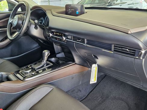 Used 2025 MAZDA CX-30 AWD 2.5 S w/ Premium Package image 28