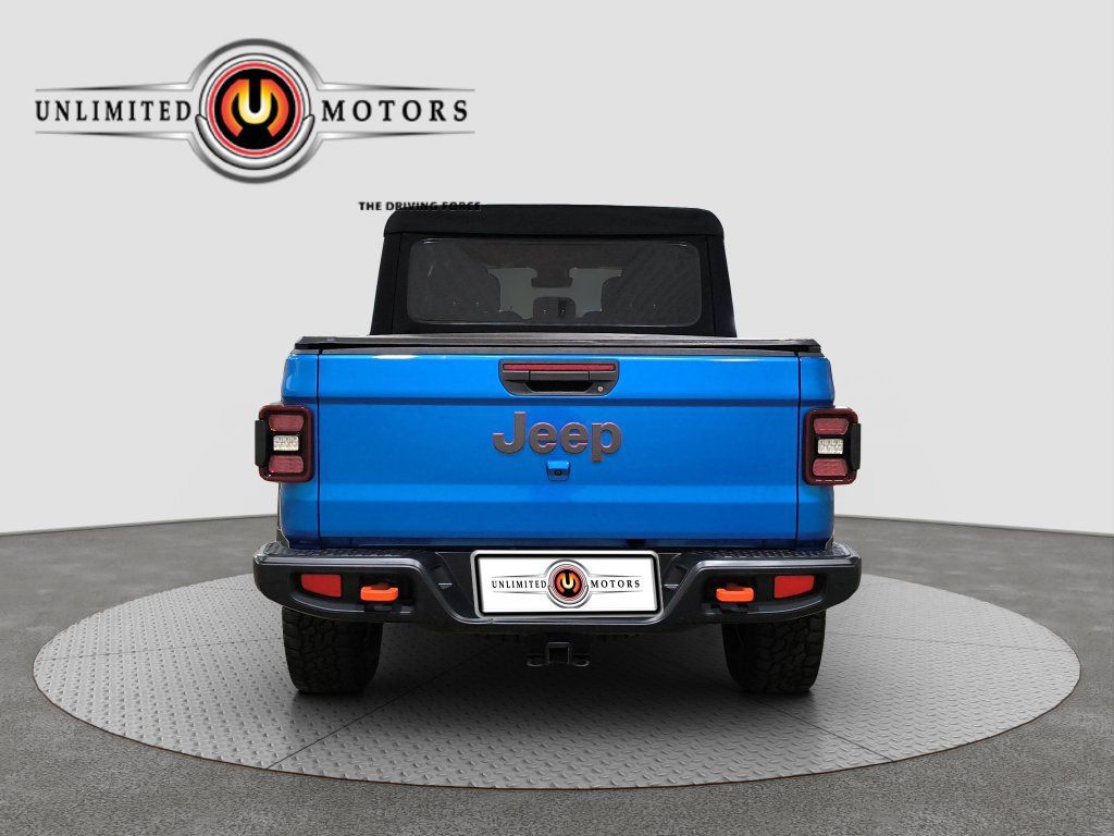 Used 2024 Jeep Gladiator Mojave w/ Technology Group AWD/4WD image 29