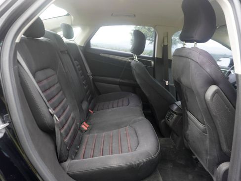 Used 2016 Ford Fusion SE AWD/4WD image 17