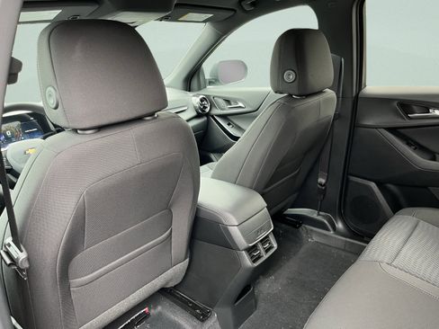 New 2026 Chevrolet Equinox LT image 7