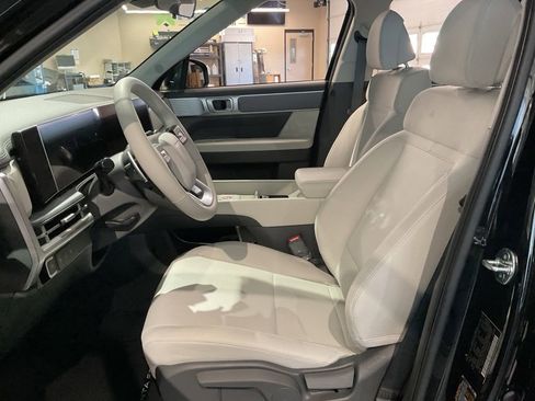 New 2026 Hyundai Santa Fe SE AWD/4WD image 8
