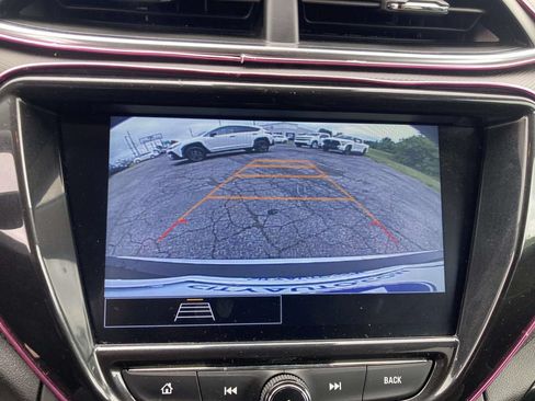Used 2023 Chevrolet TrailBlazer LT w/ Convenience Package FWD image 21
