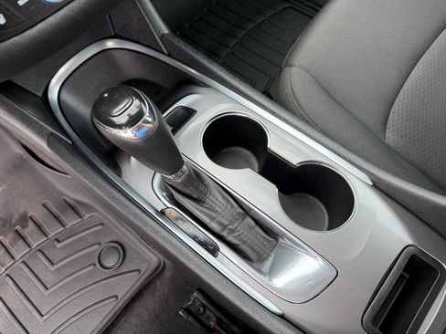 Used 2020 Chevrolet Malibu LT image 14