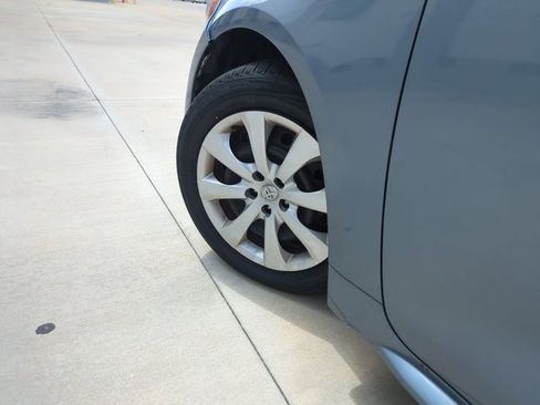Used 2024 Toyota Corolla LE FWD image 10