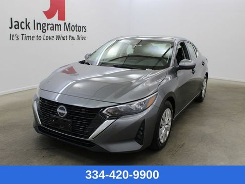 Used 2024 Nissan Sentra S FWD image 1