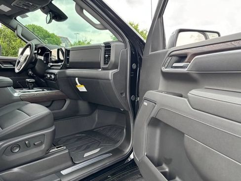 New 2026 GMC Sierra 1500 SLT w/ SLT Premium Package AWD/4WD image 31