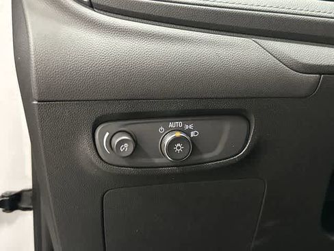 Used 2025 Buick Encore GX Preferred FWD image 19
