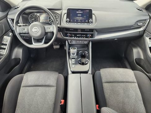 Used 2024 Nissan Rogue SV FWD image 20