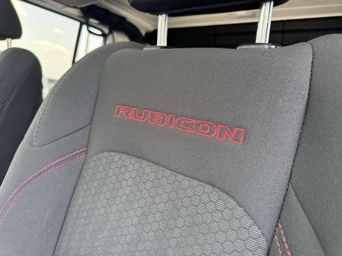 Used 2020 Jeep Gladiator Rubicon w/ Trailer Tow Package image 19