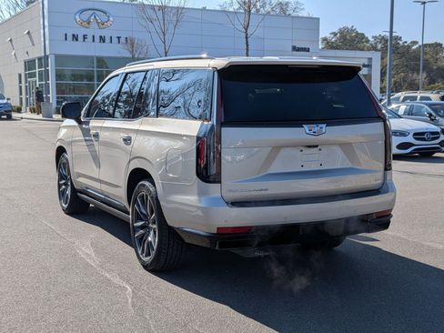 Used 2021 Cadillac Escalade Sport Platinum w/ Heavy-Duty Trailer Package image 5