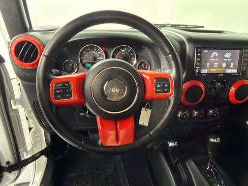 Used 2017 Jeep Wrangler Sport AWD/4WD image 14