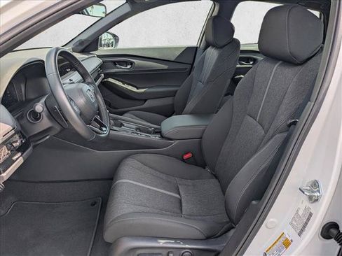 Used 2025 Honda Accord Sport image 16