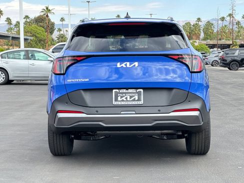 Used 2026 Kia Sportage EX w/ EX Panorama Roof Package FWD image 4