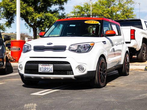 Used 2017 Kia Soul + w/ Designer's Package image 3