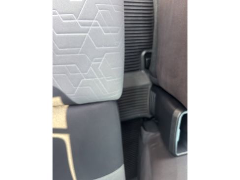 Used 2023 Toyota Tacoma TRD Sport w/ Technology Package image 18