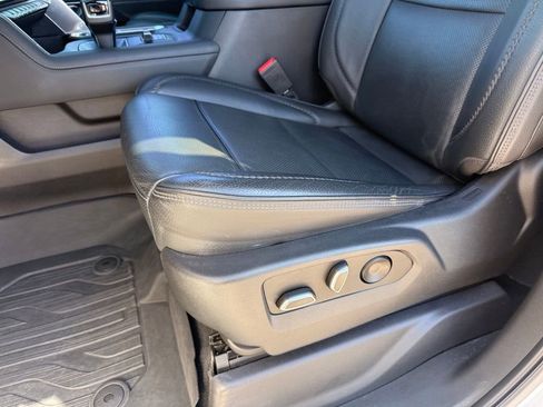 Used 2022 GMC Sierra 1500 Denali AWD/4WD image 25