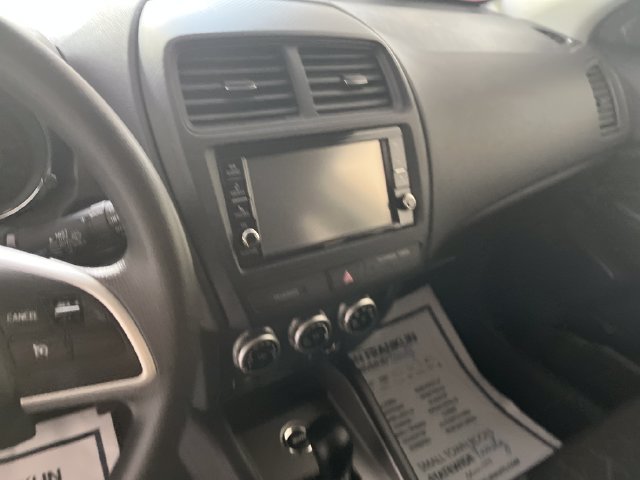 Used 2025 Mitsubishi Outlander Sport AWD image 19