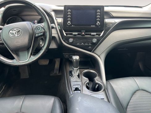 Used 2021 Toyota Camry SE w/ Cold Weather Package AWD/4WD image 11