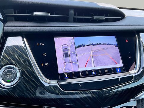 Used 2022 Cadillac XT6 Premium Luxury w/ Technology Package FWD image 27