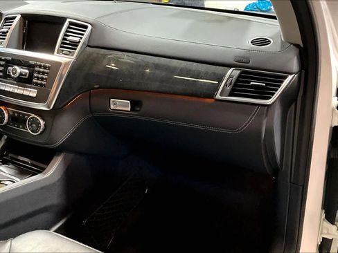 Used 2015 Mercedes-Benz ML 400 4MATIC image 19