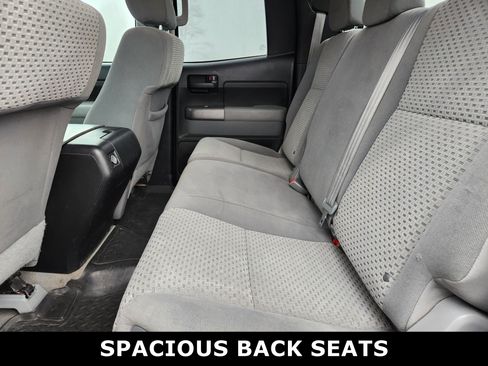 Used 2011 Toyota Tundra 4x4 Double Cab w/ SR5 Pkg image 7