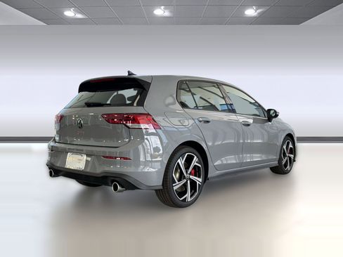 New 2026 Volkswagen Golf SE image 9