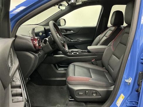 New 2026 Chevrolet Equinox RS w/ LPO, Floor Liner Package AWD/4WD image 8
