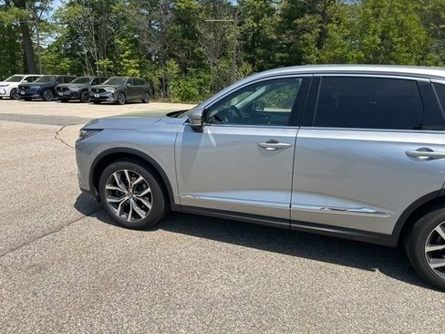 Used 2023 Acura MDX SH-AWD w/ Technology Package image 5