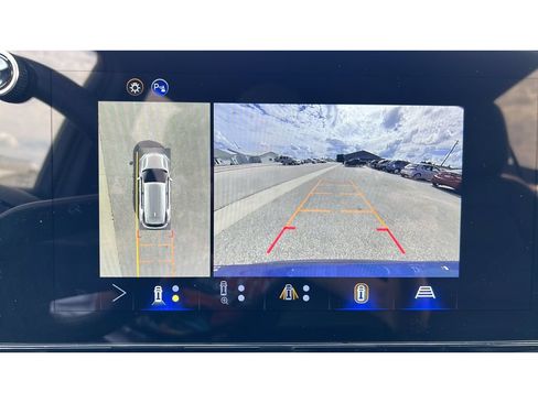 Certified 2026 Chevrolet Equinox LT w/ Convenience Package II AWD/4WD image 19