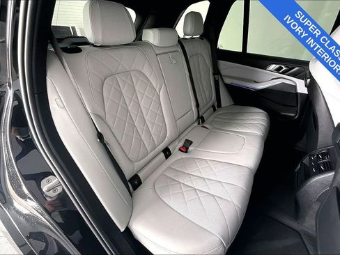 Used 2023 BMW X5 xDrive40i w/ M Sport Package image 35