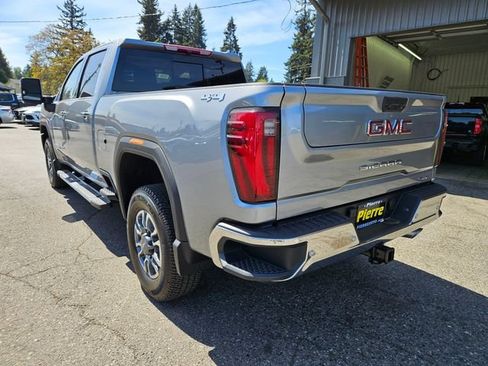 New 2026 GMC Sierra 3500 SLT w/ SLT Premium Package AWD/4WD image 3